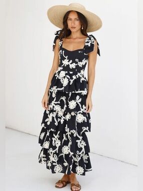 Savannah Taylor Jacquelyn Party Midi Dress | Black with White Floral Embroidery